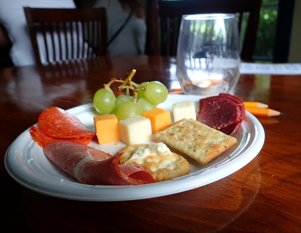 amalthea winery atco new jersey wine cheese plate 