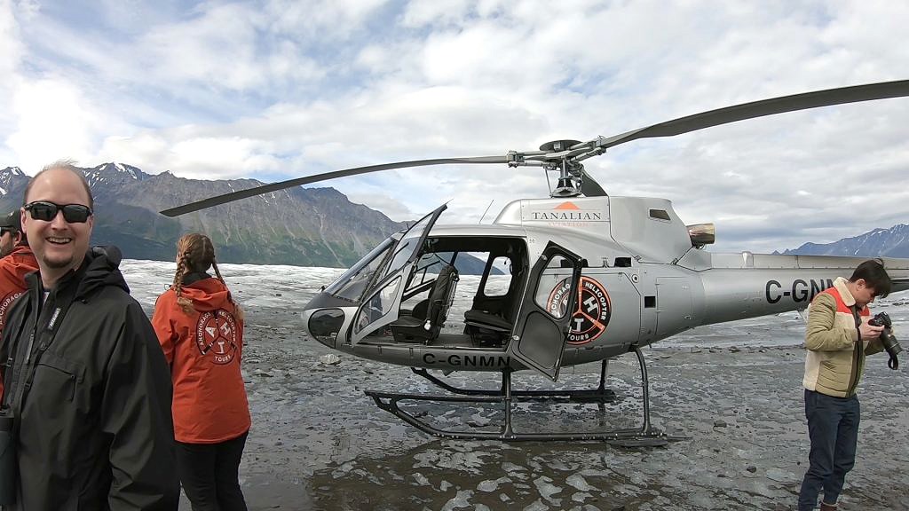 alaska-glacier walk-helicopter