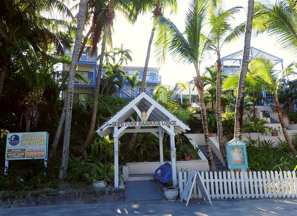 bahamas-elbow cay-hope town harbour lodge 