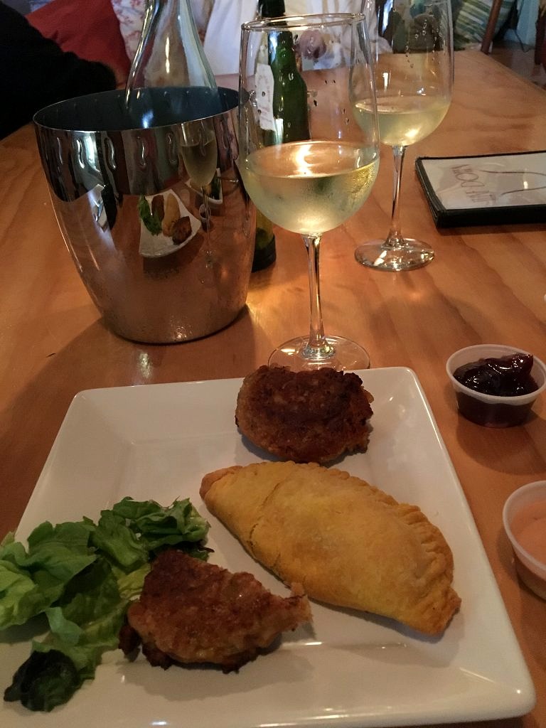 elbow cay-wine bar-appetizers