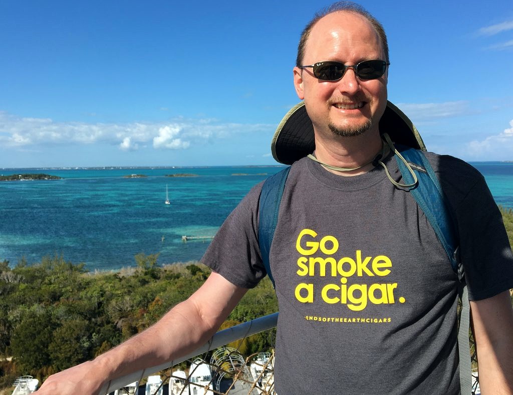 bahamas-hope town lighthouse-ends of the earth cigars