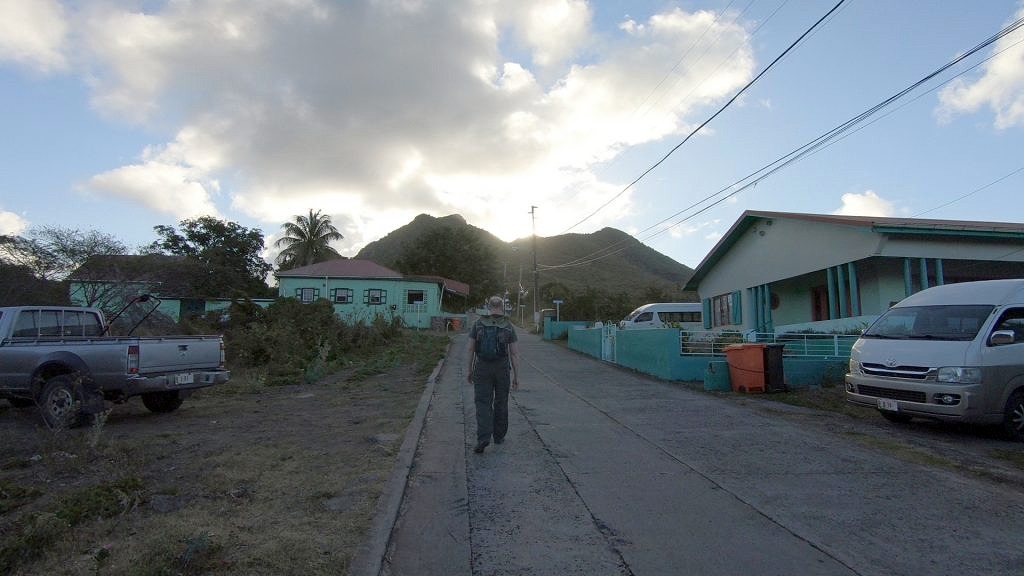 st eustatius-hiking to the quill