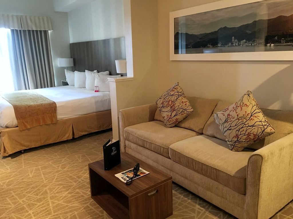 orlando-the point hotel and suites