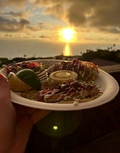 Eating on the Big Island-sunset spots-fish tacos-Hawaii-Shaka Tacoz